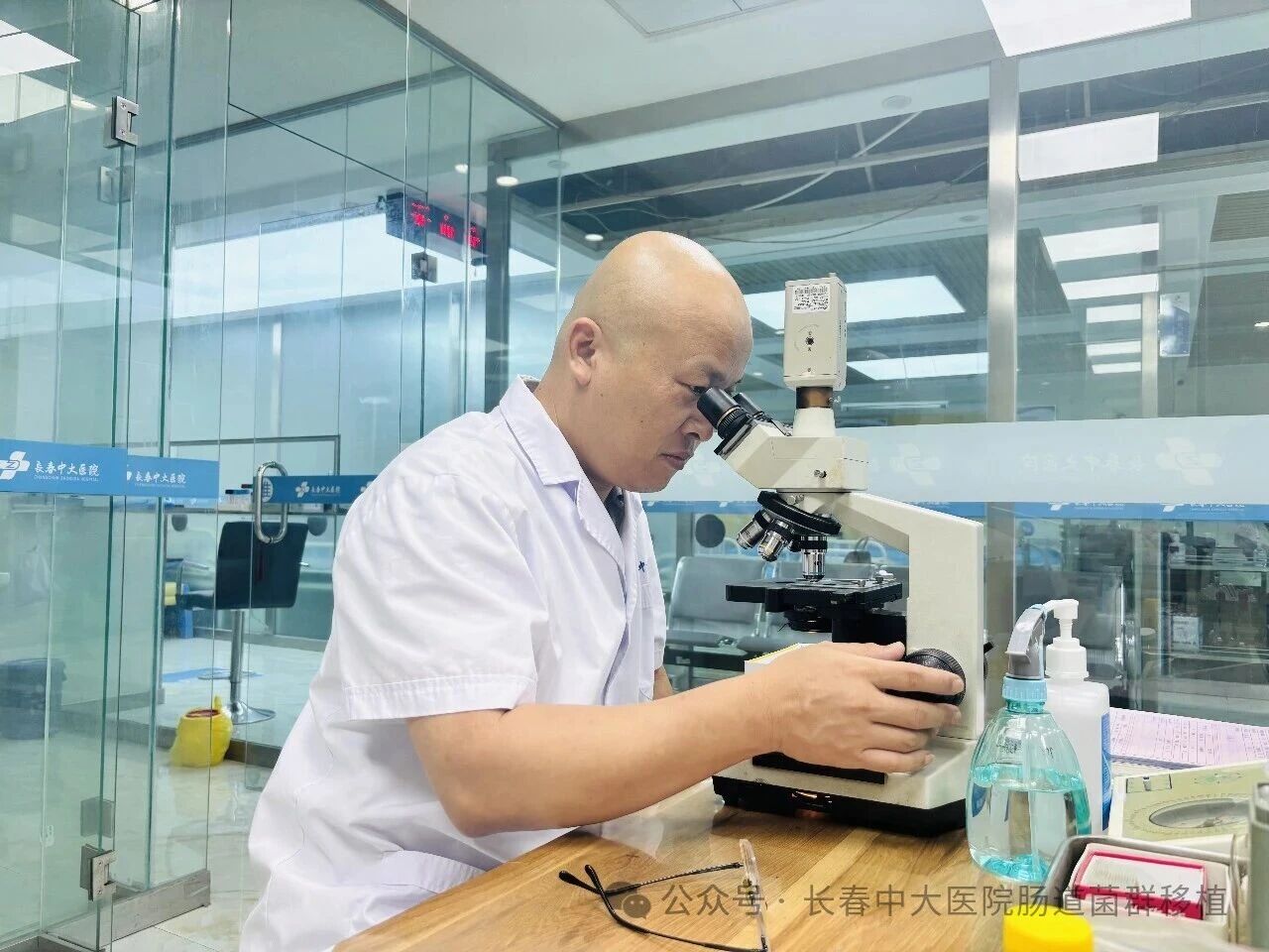 渭南市|高朋磊医师：左手男科临床，右手肠道菌群移植深入研究